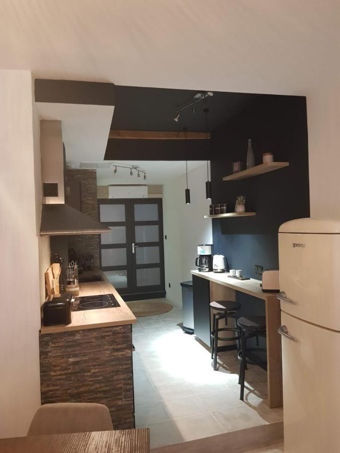 Le J&J Appartement Spacieux Climatise En Centre Ville Сет Экстерьер фото